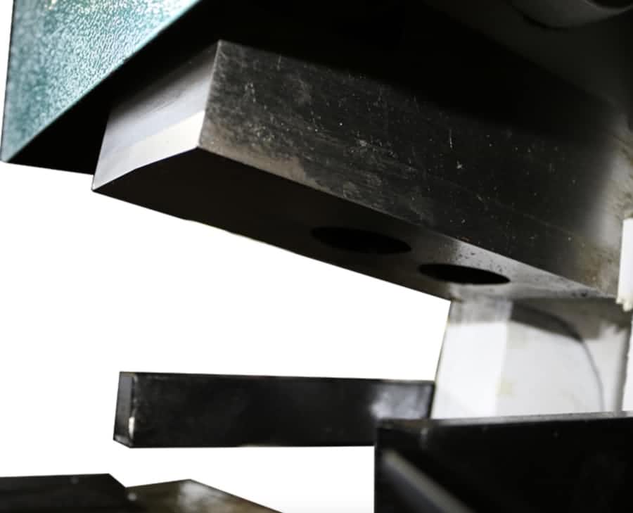 notching station-ironworker muesca