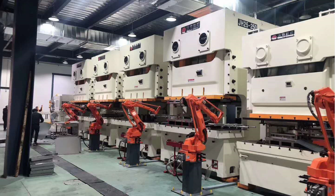 Presiona con brazo robot