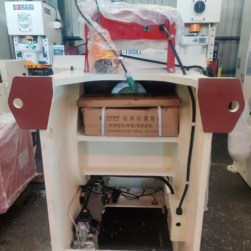 Máquina de perforación de marco de 60ton C con embrague neumático